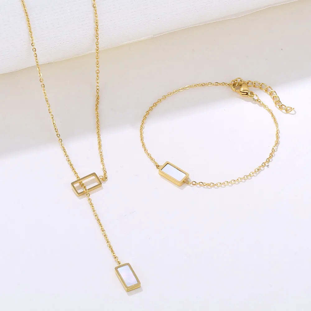 Stainless Steel Necklaces Light Luxury